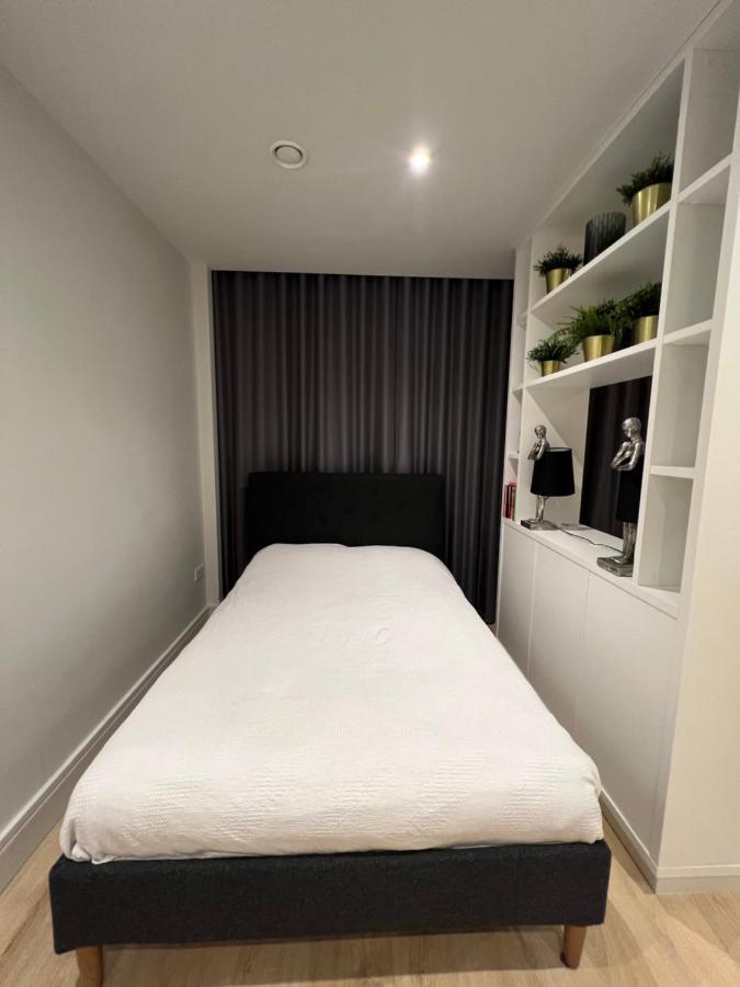 London Luxxe Suites & Apartments - London Heathrow Airport, Terminal 1 2 3 4 5 ヒースロー エクステリア 写真