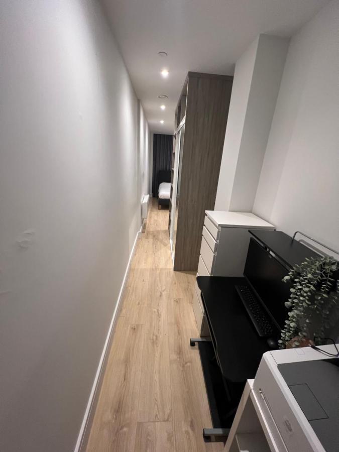 London Luxxe Suites & Apartments - London Heathrow Airport, Terminal 1 2 3 4 5 ヒースロー エクステリア 写真