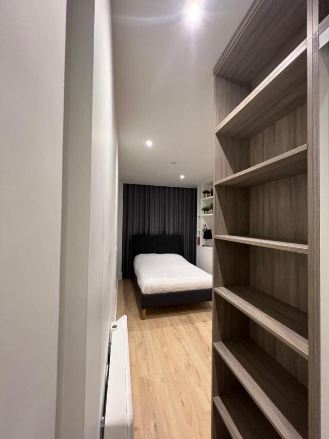 London Luxxe Suites & Apartments - London Heathrow Airport, Terminal 1 2 3 4 5 ヒースロー エクステリア 写真